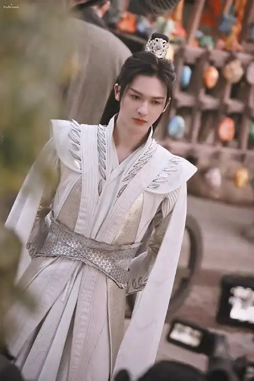 有些爱豆古装我觉得还可以