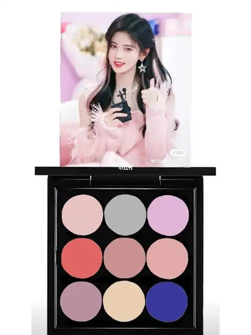 无聊做个小鞠眼影盘