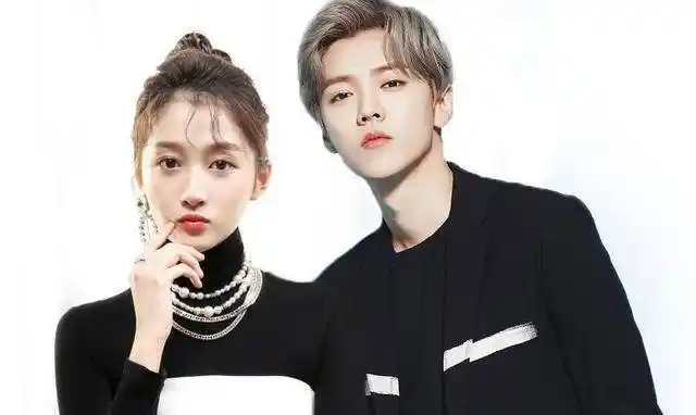 关晓彤的祝福如约而至,鹿晗回复"咔咔滴",评论区被cp粉占领_零点_年