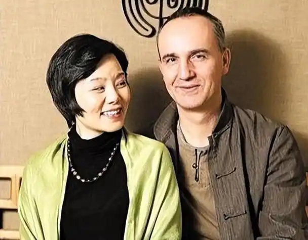 言语不当的龚琳娜给众人上了一课难怪王菲不替人发声