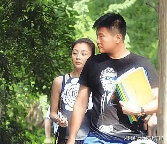 李东海女友,李东海 女朋友(李小冉就没那么幸运了)