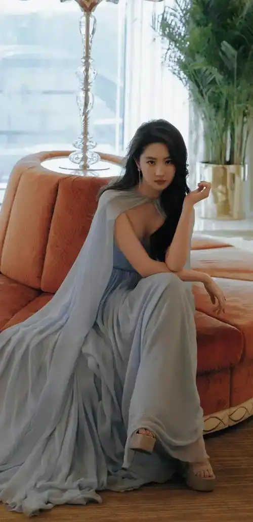 刘亦菲壁纸笑靥如花明艳不可方物