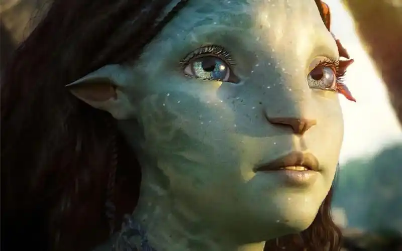 海洋公主一出场电影院全是惊呼!太美啦～(阿凡达2水之道)