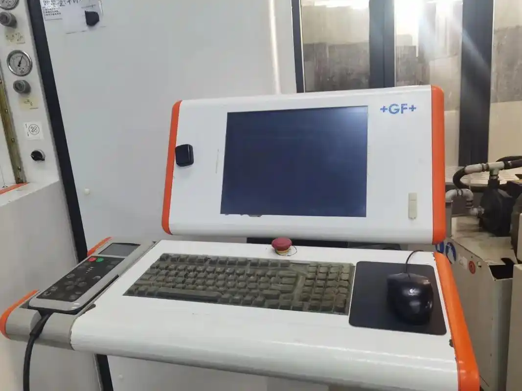 世界著名品牌:瑞士9893夏米尔charmilles火花机 - 抖音