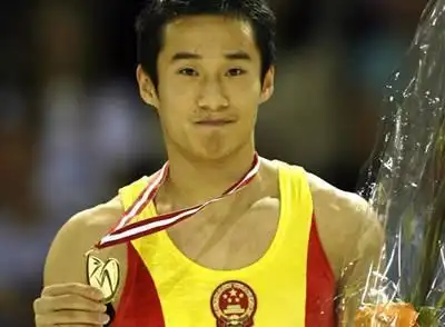 王媞与肖钦初次相见是在2008年,她因为和王圣吵架而