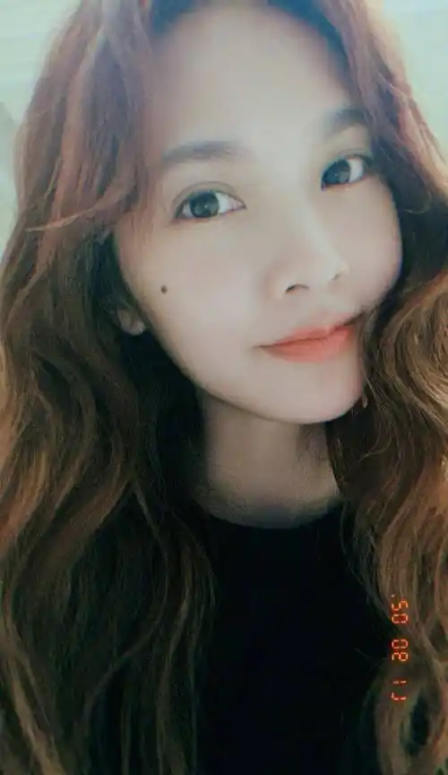 原创杨丞琳卡点为黄鸿升送生日祝福晒五人帮合影这是最后一次发了