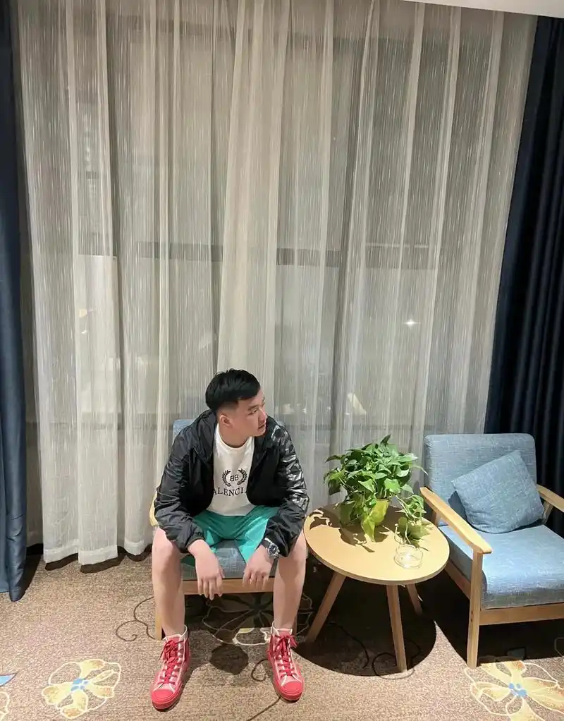 我怕你妈妈天价彩礼 我怕喝不过你爸 我怕打游戏带不飞你弟 我 - 抖音