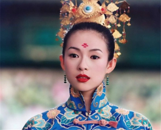 章子怡《十面埋伏》中水袖舞惊艳亮相,简直太美了!