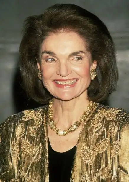 杰奎琳并不漂亮,却被称为美国历史上最美"第一夫人",魅力在哪