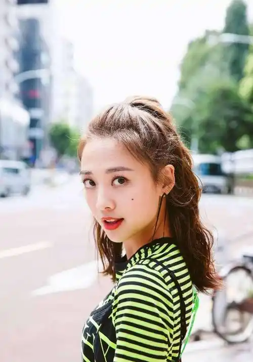 吴映洁--乐观开朗的"小女生"_专辑_台湾_hito