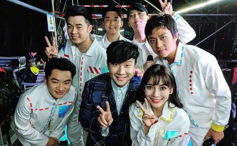 林俊杰被爆脱粉,会音乐又会穿搭的潮流小哥你舍得?网友:170男神代表!