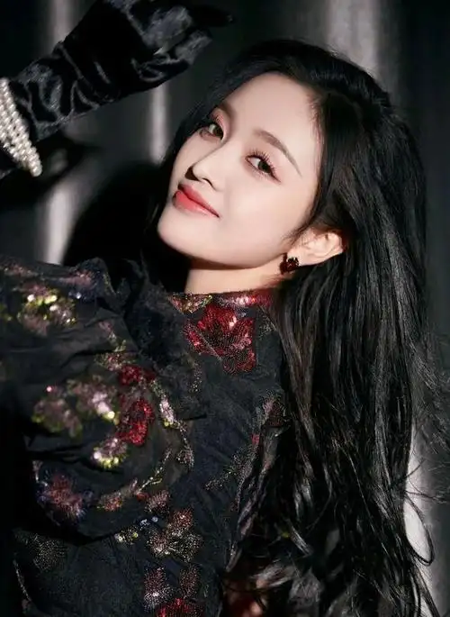 吴宣仪美图分享