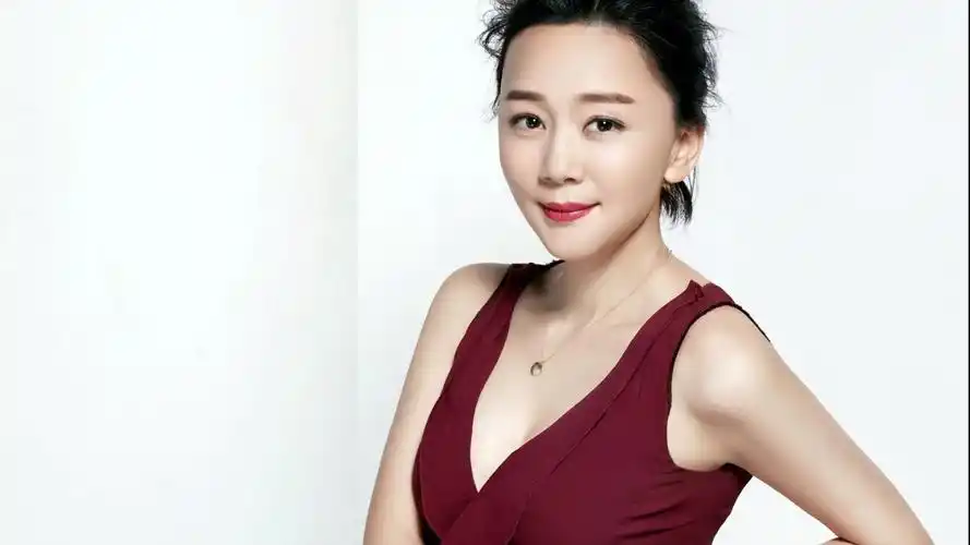 亚洲气质美女性感私房写真桌面壁纸 第一辑