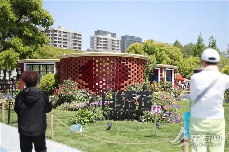 2024上海国际花展开幕徐汇滨江繁花似锦美出新高度