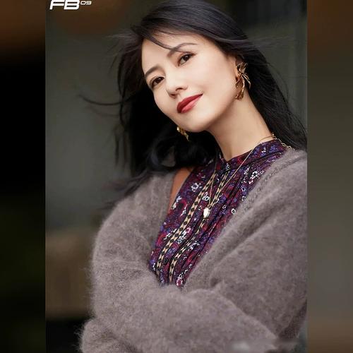 kelly高圆圆明星同款裙子毛衣长袖连衣裙秋高端两件套套装cora