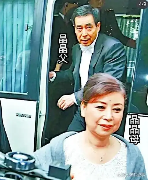 郭晶晶嫁入豪门十余年,如今霍启刚夫妇又谱写了怎样的传奇故事