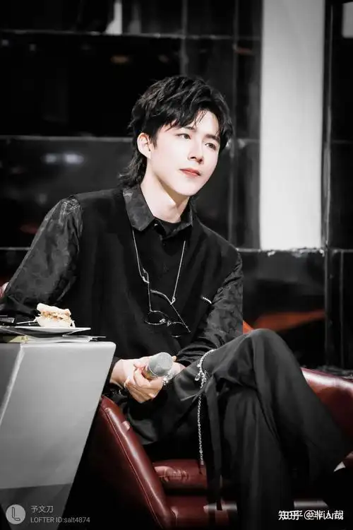 怎么样才能找到刘宇宁的大量高清帅照啊啊啊