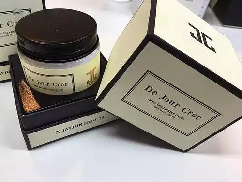 jayjun水光再生霜,又名鳄鱼霜 70g  功效:补水