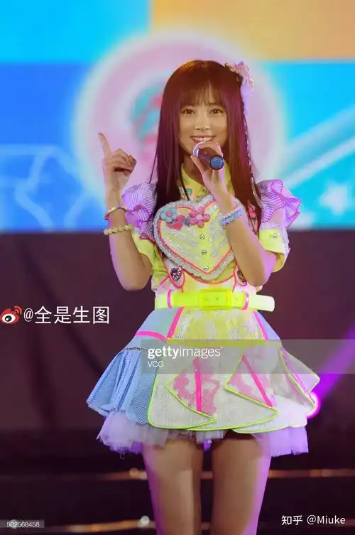 如何评价鞠婧祎和杨超越的颜值