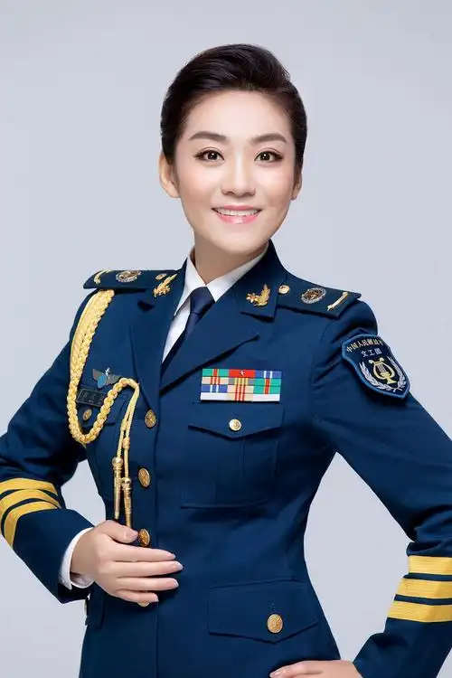 著名军旅青年歌唱家文欣独唱音乐会将在成都举行