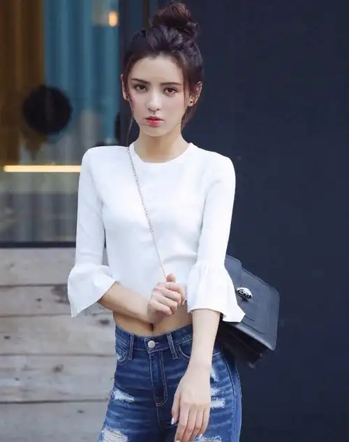 张予曦短裤牛仔裤及街拍图片