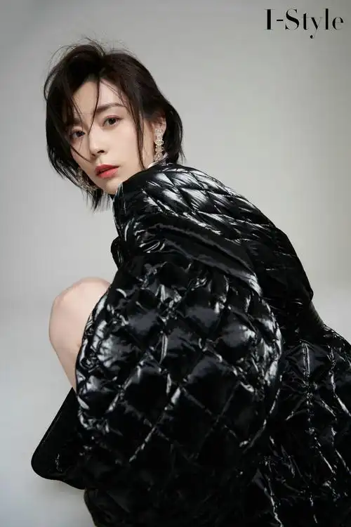 大家眼中的淡颜系女明星卢杉必占一票