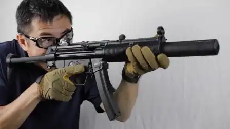 自带消音器的mp5sd冲锋枪,采用bb弹供弹射击实测!