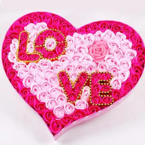 送老师女友生日礼物100朵心形.
