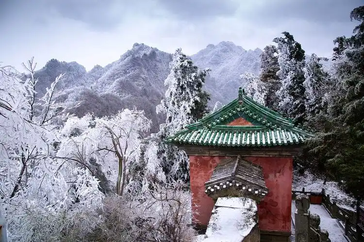 湖北武当山,安徽天柱山等多个著名景区受雨雪影响暂停开放