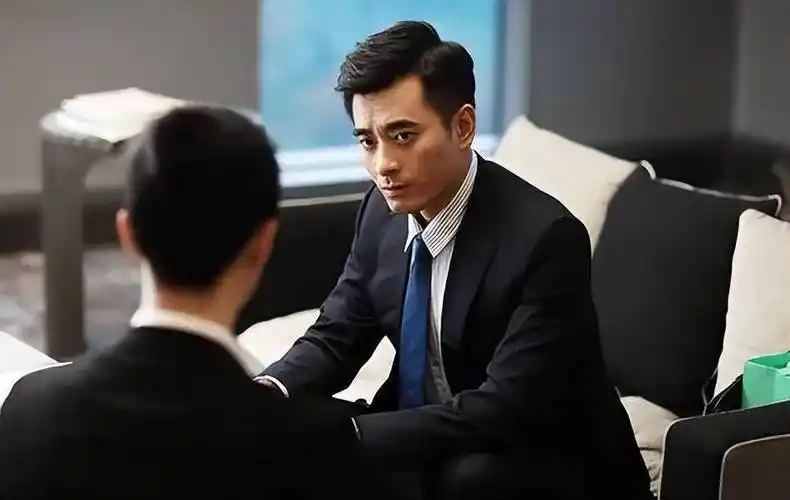 演员陈龙:和章龄之15天闪婚,结婚11年感情依旧,让人羡慕!