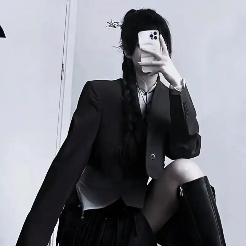 女生头像霸气超拽高冷黑暗图文