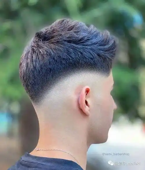 精致的男士渐变发型