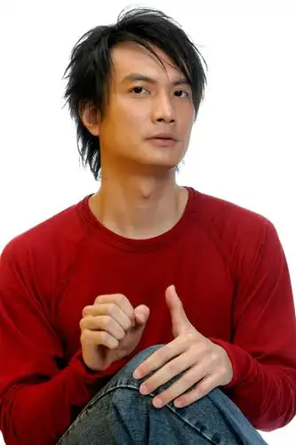 图文:大陆著名明星李泉精彩写真-2