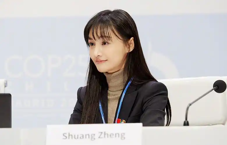 郑爽素颜上热搜,女明星的素颜究竟差别在哪