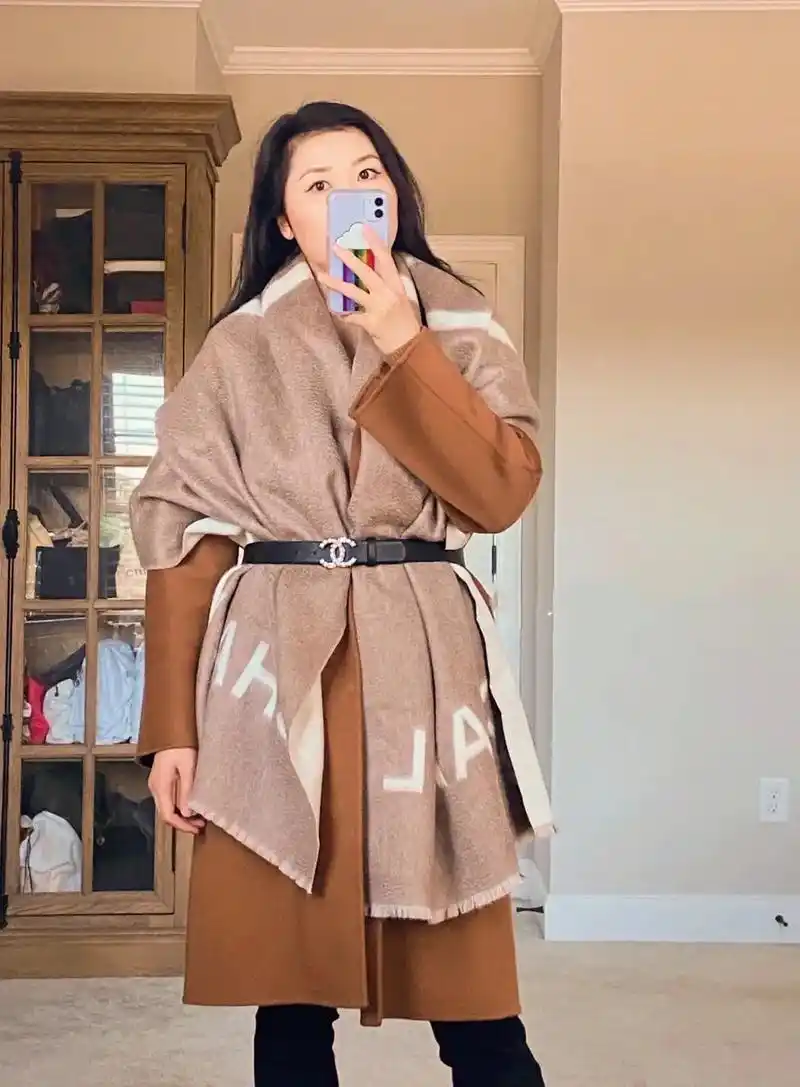 披肩 围巾.香奶奶最优雅百搭的款上身超赞##好物推荐97 # - 抖音