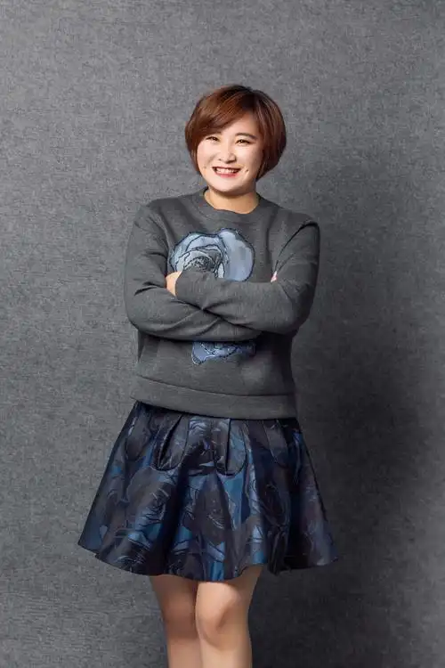 p>贾玲,1982年4月29日出生于湖北省襄阳市宜城市,中国内地喜剧女演员