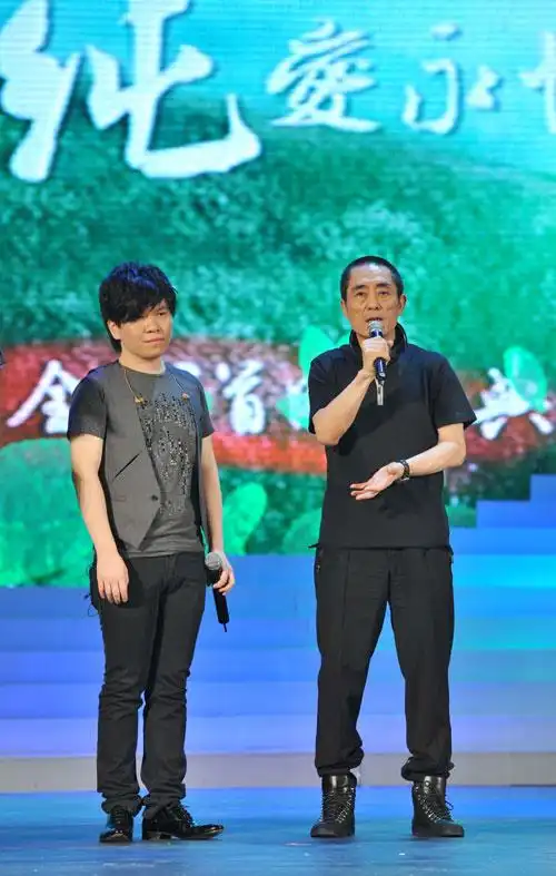 《山楂树》片尾歌催人泪下 常石磊纯净声音获赞