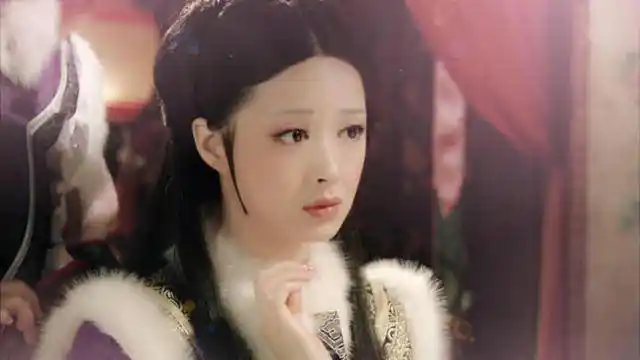 蒋欣古装大合集,16岁丫鬟扮相虎背熊腰,最美不是华妃娘娘!(6)