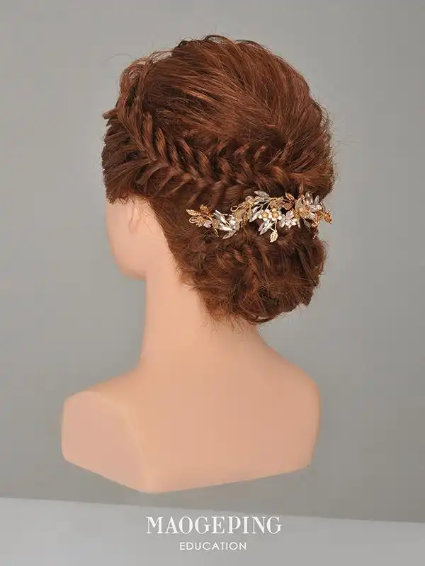 华丽巴洛克风新娘发型 古典又大气的贵族风