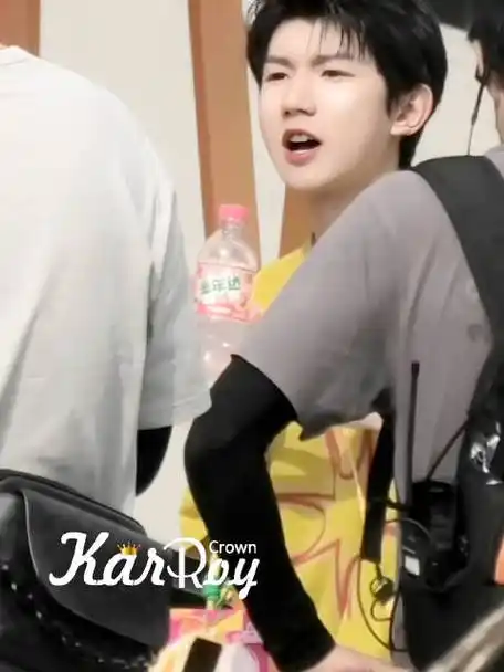 伴君成王#  掉落一只可爱懒洋洋～98@tfboys-王源kr-crown凯源王冠