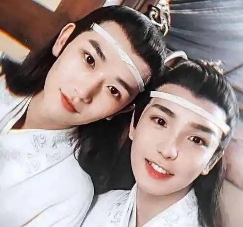 魏无羡-肖战,蓝忘机-王一博,江澄-汪卓成;温宁-于斌;蓝曦臣-刘海宽