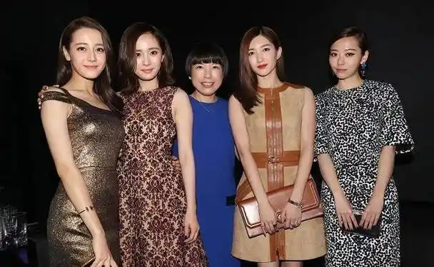 李小冉vs刘亦菲:谁才是娱乐圈最白的女明星_对比_刘涛_皮肤