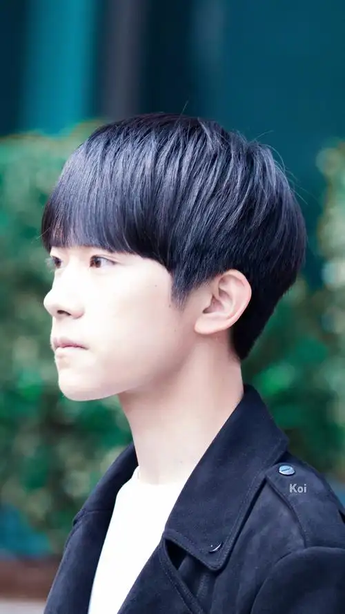 易烊千玺 #tfboys 超少年密码拍摄花絮 高清 帅气 可爱