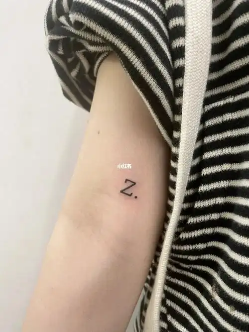 存在#苏州纹身  #纹身也清新  #字母纹身