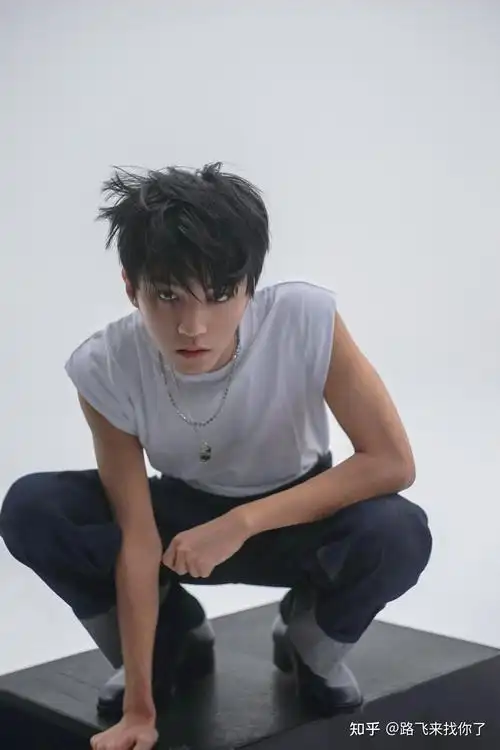 (我要看王俊凯长啥样)_西西趣玩