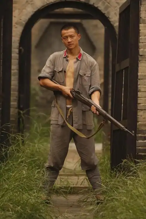 狗血剧里走了一遭后演员唐曾凭幸福到万家事业重回正轨