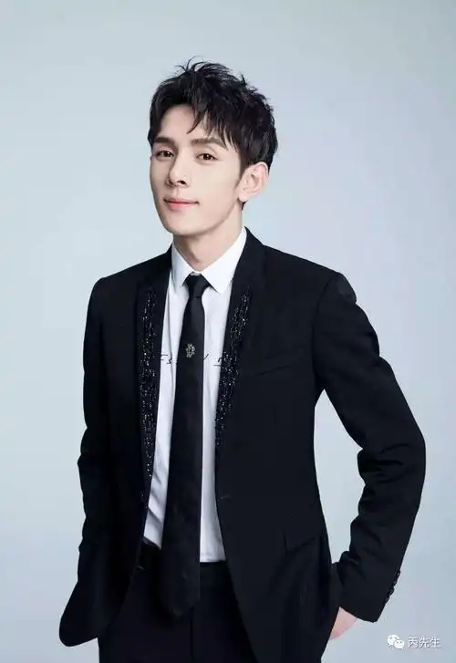 李佳琦:一个pk掉马云,被命运选中的幸运儿_开运网