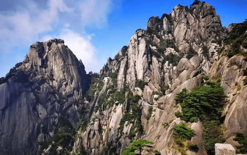 中国最美的十大山峰,美得令人窒息,胜似人间仙境,你打卡过几座_海拔