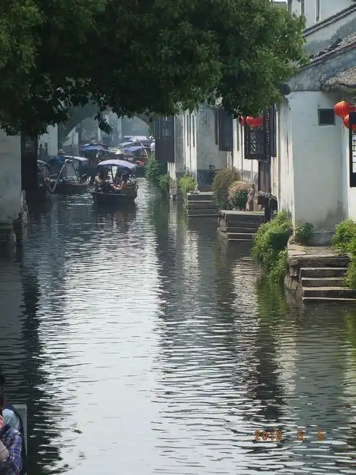 小桥流水人家水墨图片