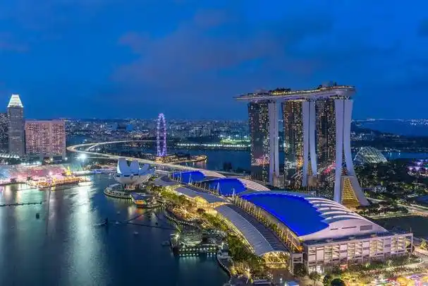 探索马来西亚:美景,文化与美食的完美融合